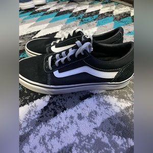 Women’s VANS Old Skool Black & White Shoes size 8.5